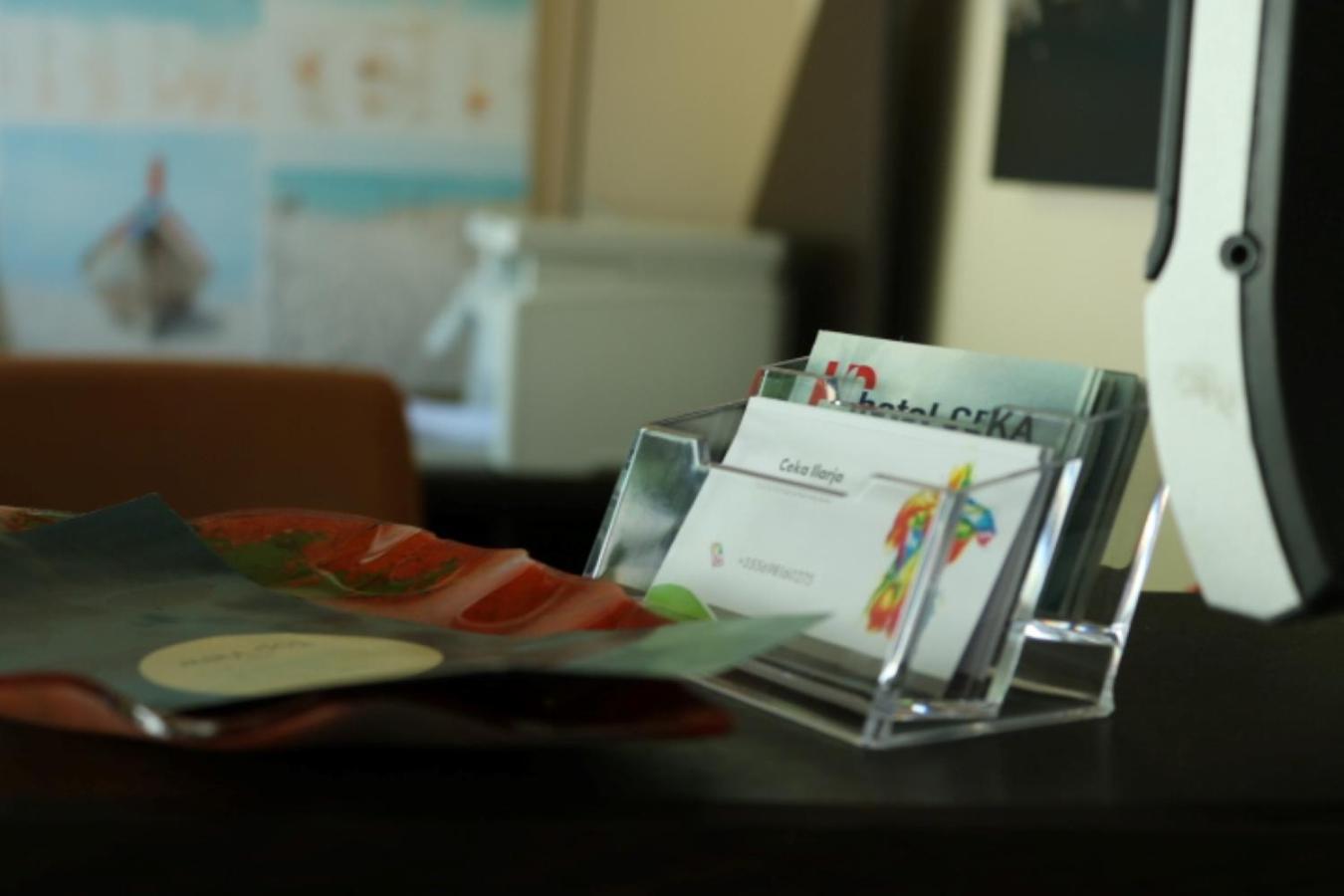 Hotel Ceka ドゥラス エクステリア 写真